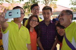 Selfie with sports icon