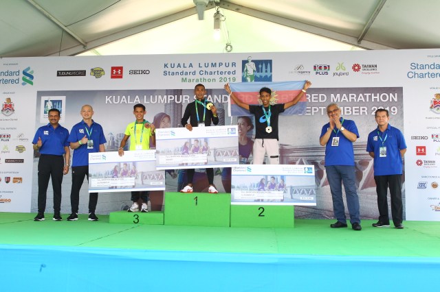KLSCM2019 FM Malaysian Men with Abrar and Ong Kian Ming (left) and Khalid Samad and Datuk Wira Mark Ling (right)